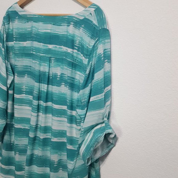 Torrid Print 3/4 Sleeve Shirt Size 2 - Picture 4 of 8